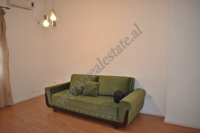 Two bedroom apartment for rent at Wilson Square in Tirana.
Located on the 3rd floor of an old build